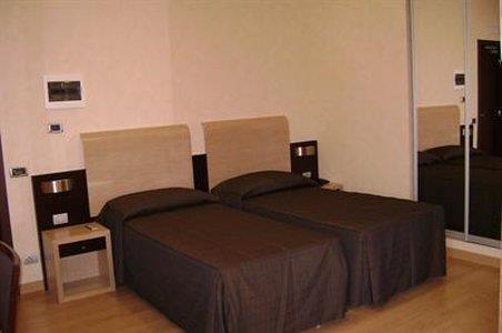 Eh Suites Rome Airport Euro House Hotels Fiumicino Exterior foto